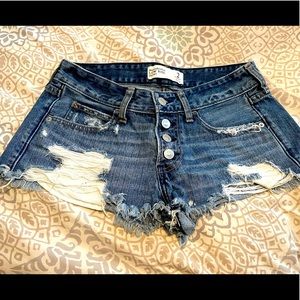 Abercrombie & Fitch Low Rise Shorts